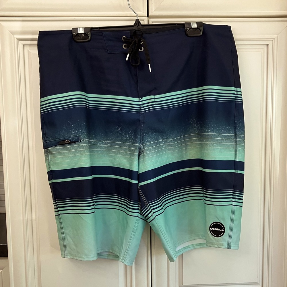 O’Neill men’s board shorts